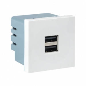 Розетка USB, сила тока 2.1 А (2 гнезда) без индикатора EKF C-Line Розетка USB, сила тока 2.1 А (2 гнезда) без индикатора EKF C-Line