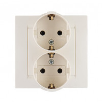 Розетка 2м c/з (слоновая кость) Simon 15 (уп/16шт) 1590459-031