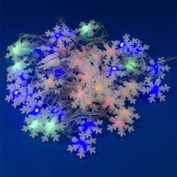 ULD-S0500-050/DTA MULTI IP20 SNOWFLAKES-3 Гирлянда светодиодная «Снежинки-3», 5м. 50 светодиодов. Разноцветный свет. Провод прозрачный. ТМ Uniel